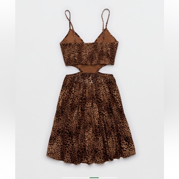 [Aerie] NWT Smocked Cut Out Mini Dress - Picture 4 of 6